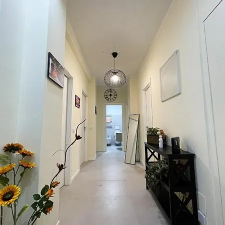 Ii - Accogliente A Pochi Minuti Dal Centro ميلان